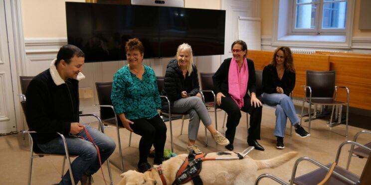 Intervention des familles d'accueil auprès des salariés du service administratif du barreau de Lyon